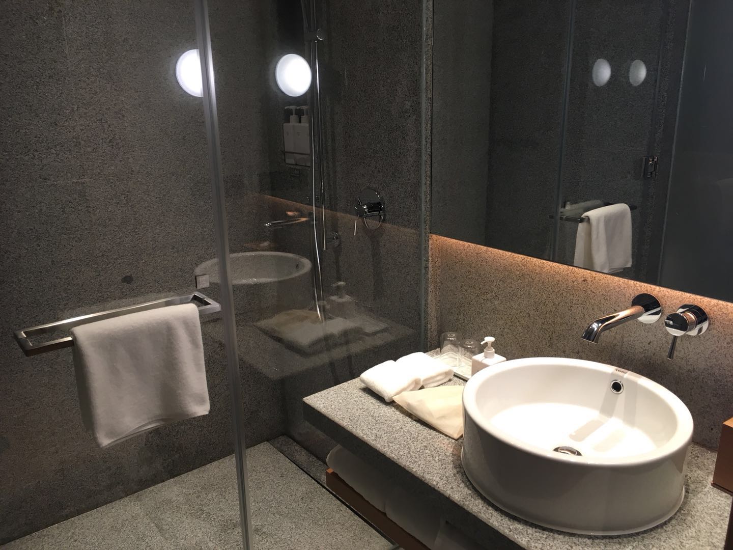 深圳MUJI HOTEL浴室